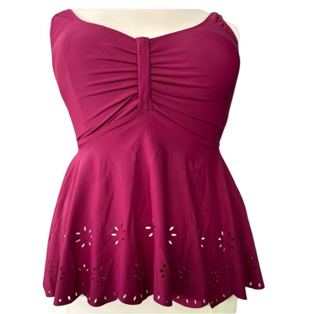 NWT BloomChic Burgundy Ruched Tankini Top